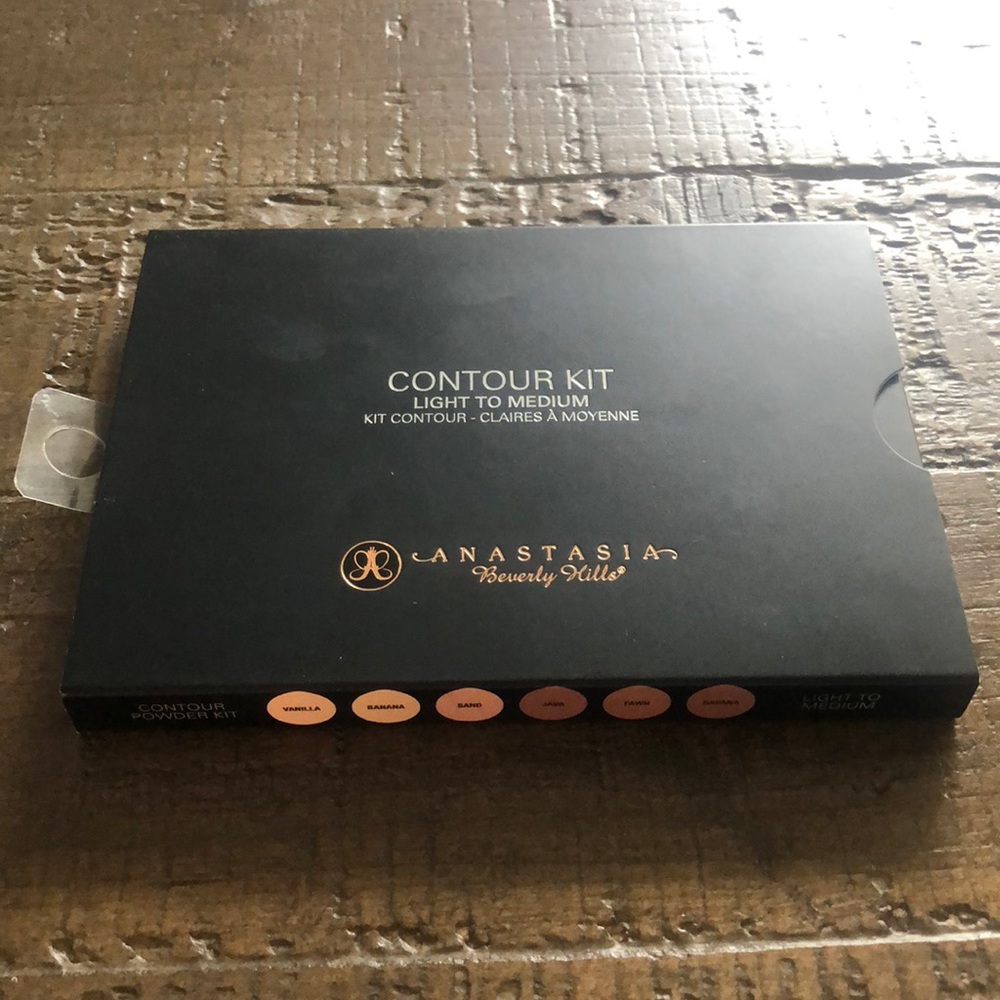Anastasia Contour Powder Kit - Light to Medium